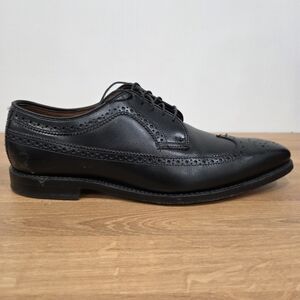 Allen Edmonds Larchmont wingtip derby shoes in black leather - Men's size 10US